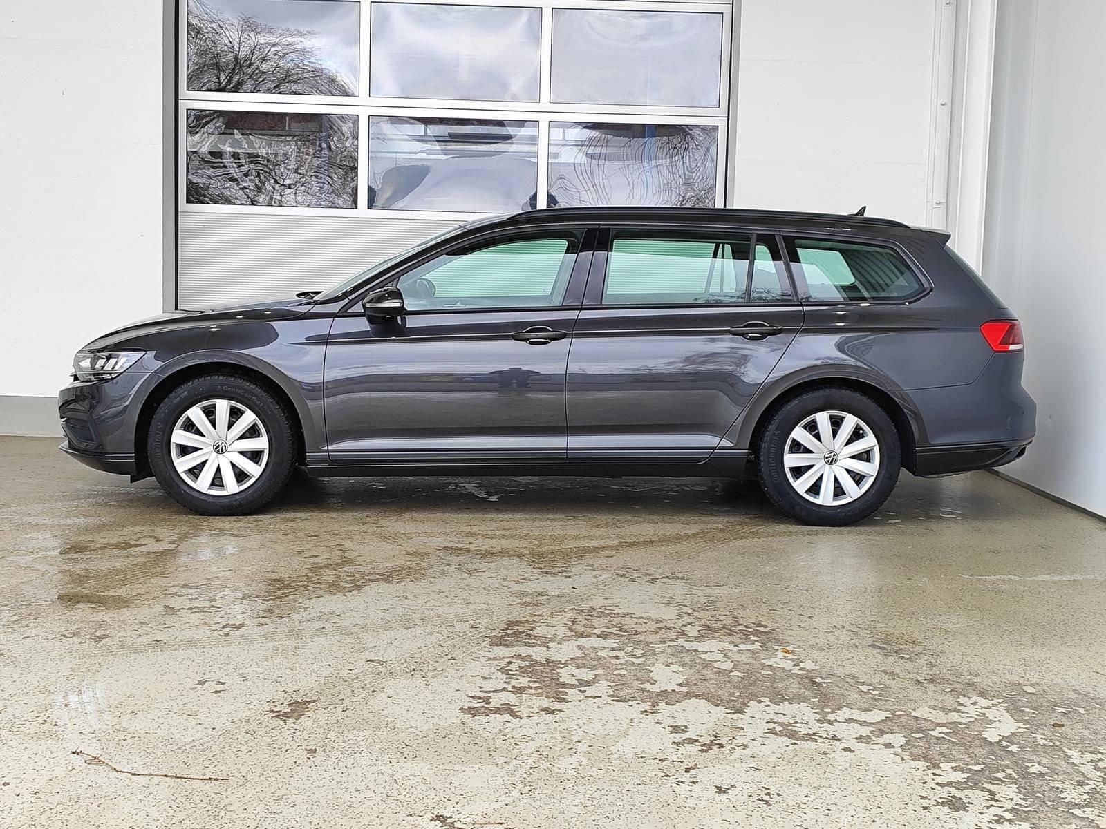 Volkswagen Passat Variant 1.5 TSI Conceptline LED|Navi|RFK foto 3
