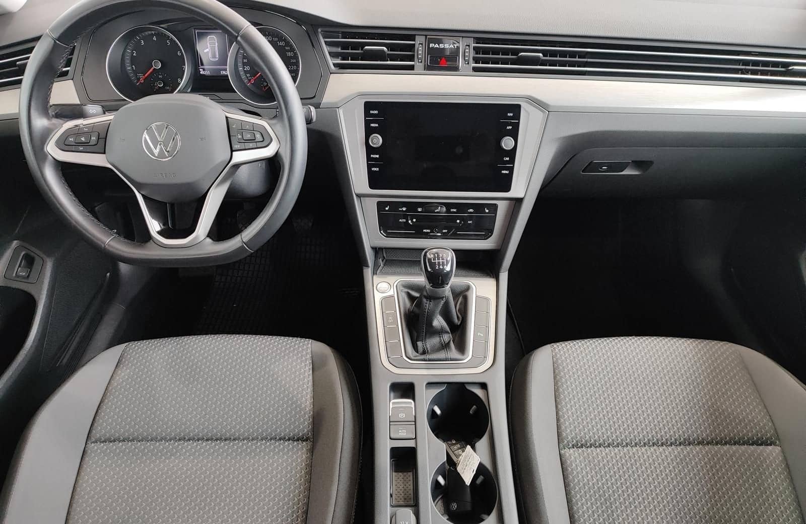 Volkswagen Passat Variant 1.5 TSI Conceptline LED|Navi|RFK foto 10