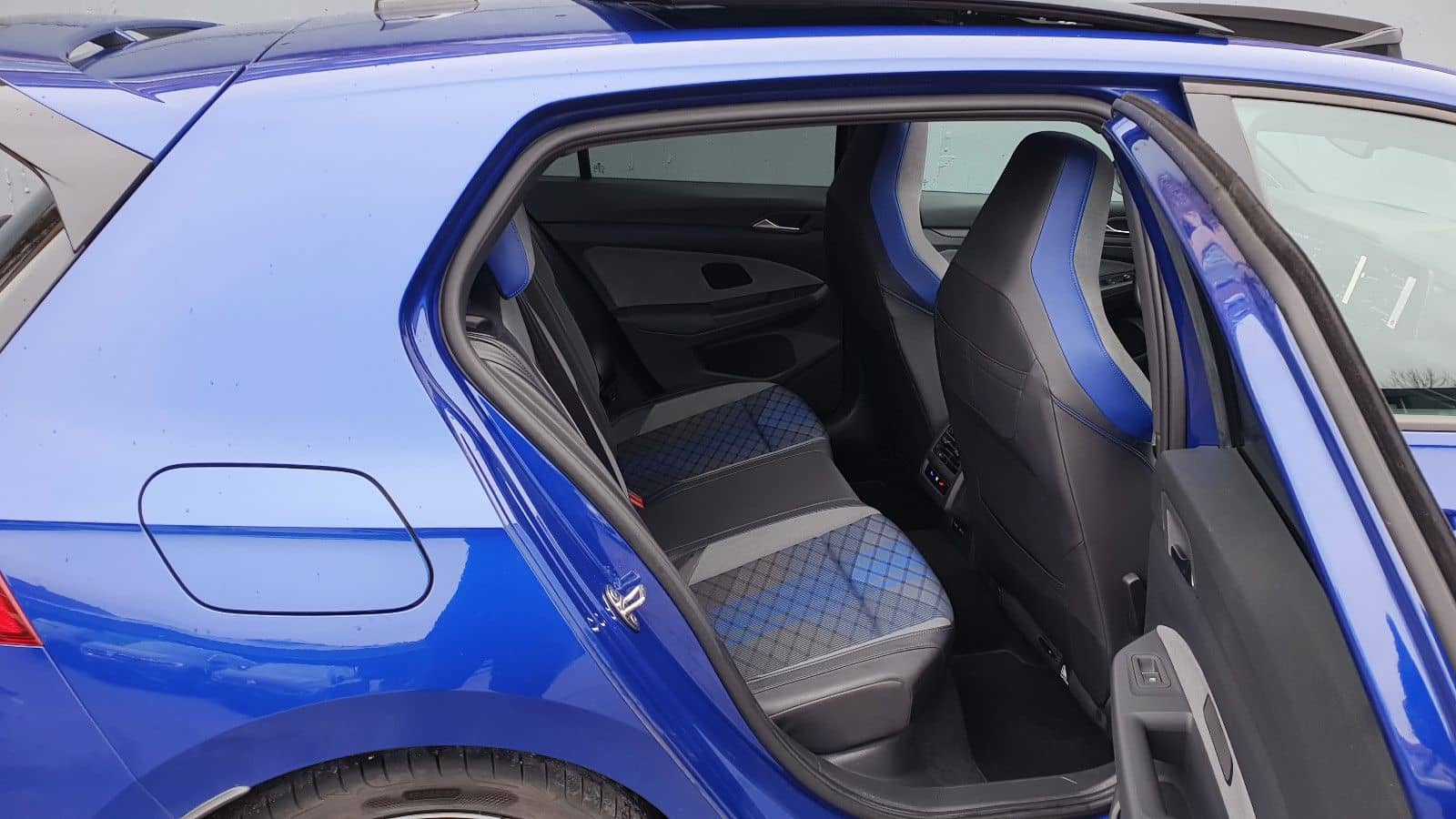 Volkswagen Golf 8 R 4M *Drift*Pano/Navi+/ACC/HUD/H&K/19 foto 9