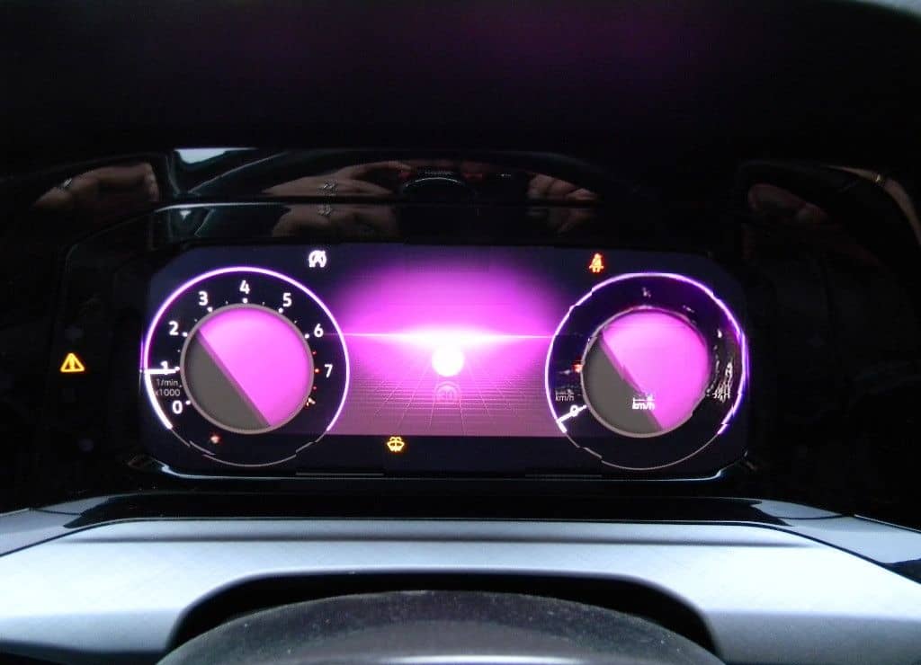 Volkswagen Golf VIII Lim. Life 1,5 TSI 6 GANG KAMERA foto 25