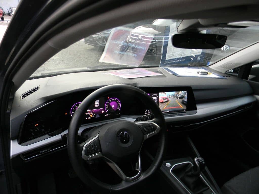 Volkswagen Golf VIII Lim. Life 1,5 TSI 6 GANG KAMERA foto 10