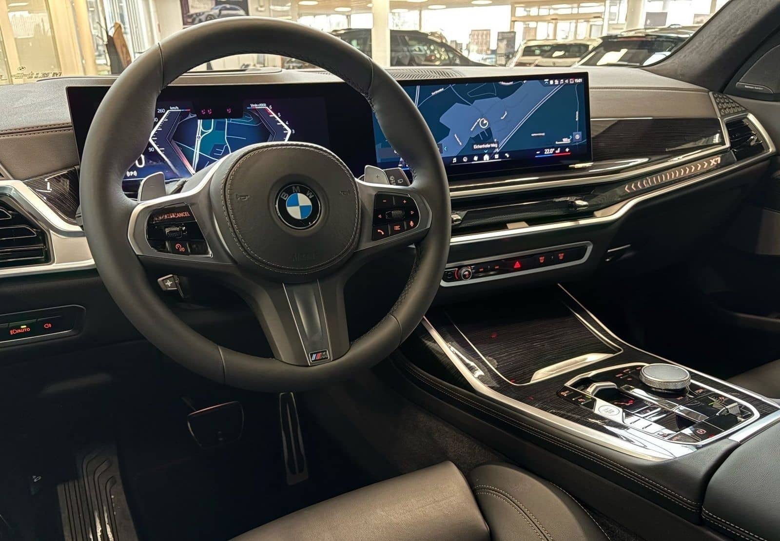 BMW X7 xDrive40d MSport Pro DA/PA Prof SkyLounge 22" foto 6