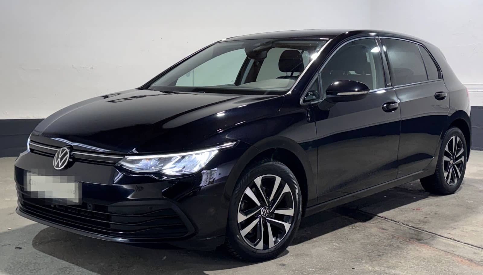 Volkswagen Golf 8 Lim. United *Automatik*Navi*AHK*ACC* foto 1