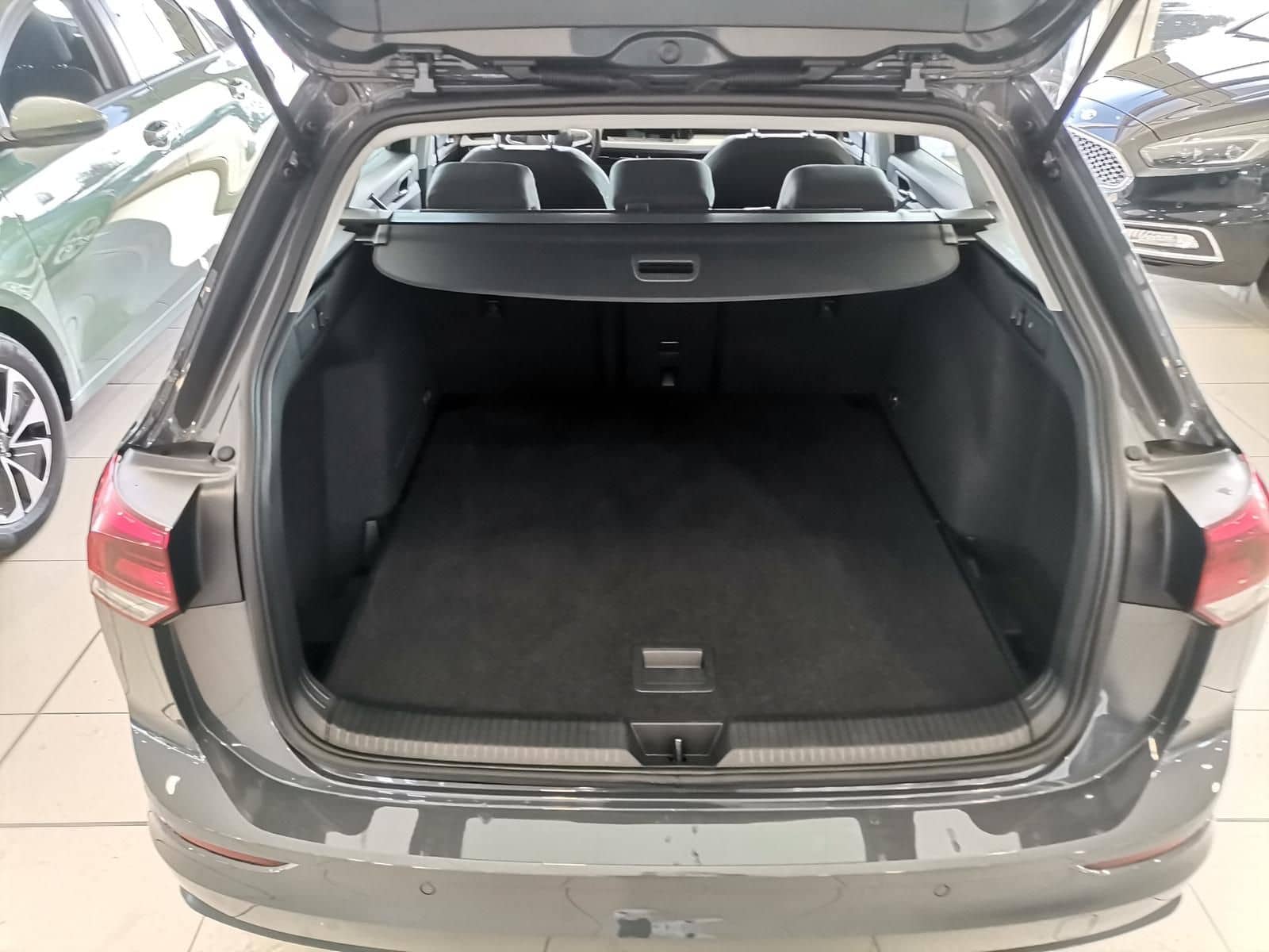 Volkswagen Golf Variant 1.0 eTSI DSG Life ACC|Navi|Winter foto 23