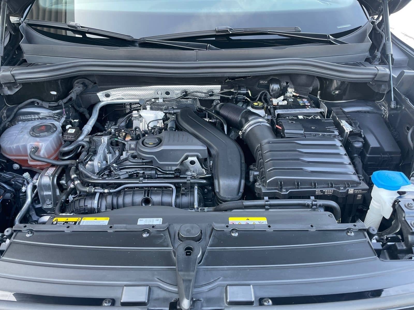 Volkswagen Tiguan 1.5 eTSI Goal MATRIX AZV ACC KAMERA ALARM foto 8