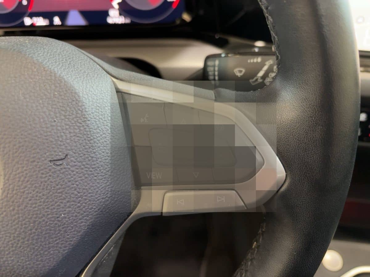 Volkswagen Golf VIII 2.0 TDI Active ACC PDC Navi LED foto 13