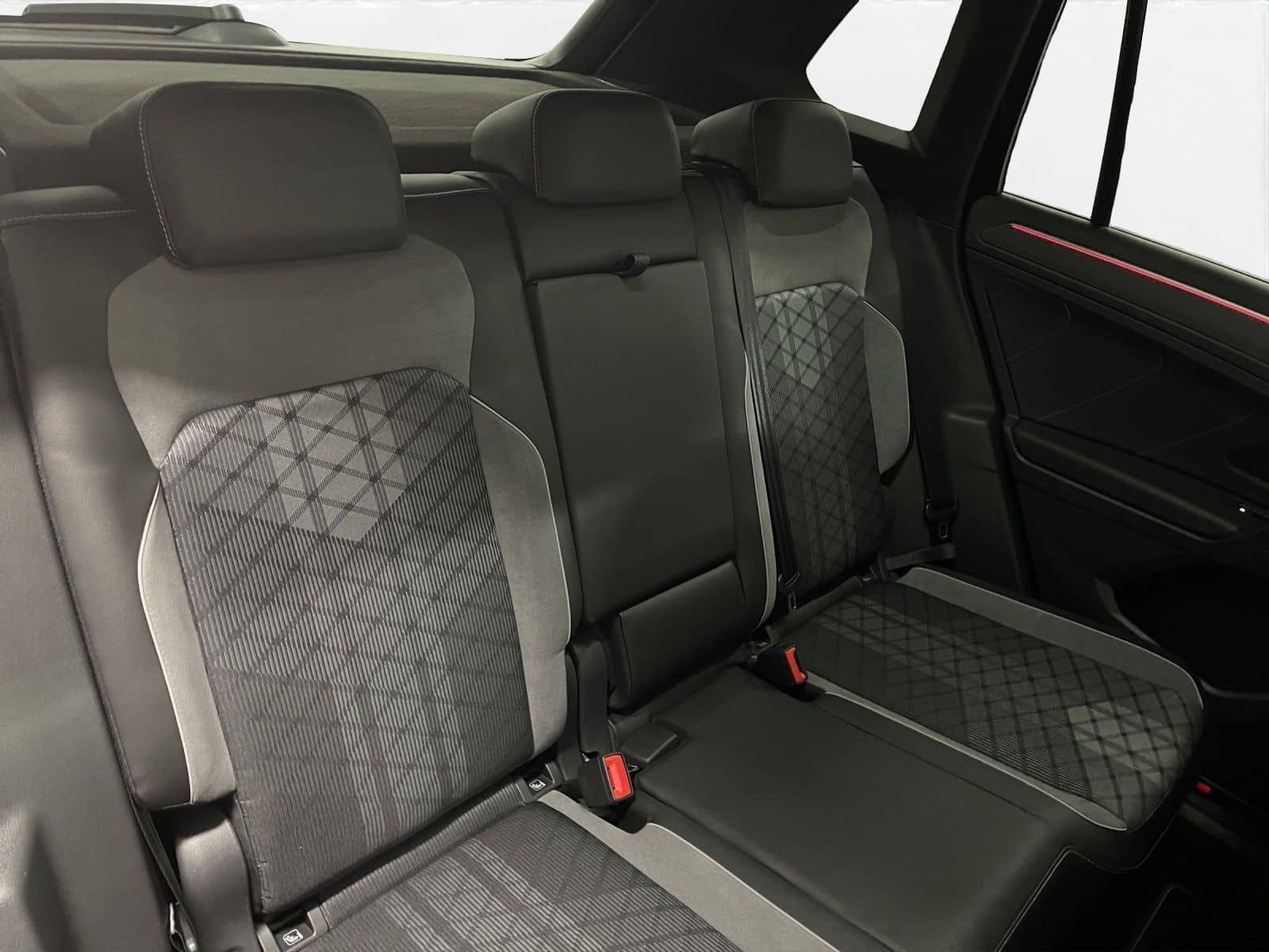 Volkswagen Tiguan 1.4 eHybrid R-Line AHK Pano Matrix LM 20" foto 19