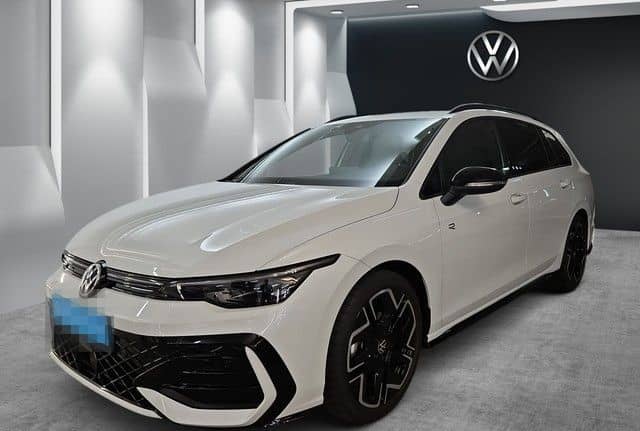 Volkswagen Golf VIII Variant 1.5eTSI DSG R-Line AHK IQ LED  foto 2