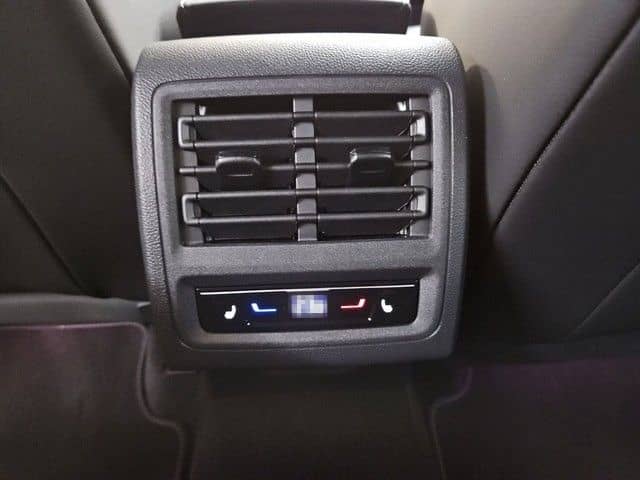 Volkswagen Golf VIII Variant 1.5eTSI DSG R-Line AHK IQ LED  foto 13