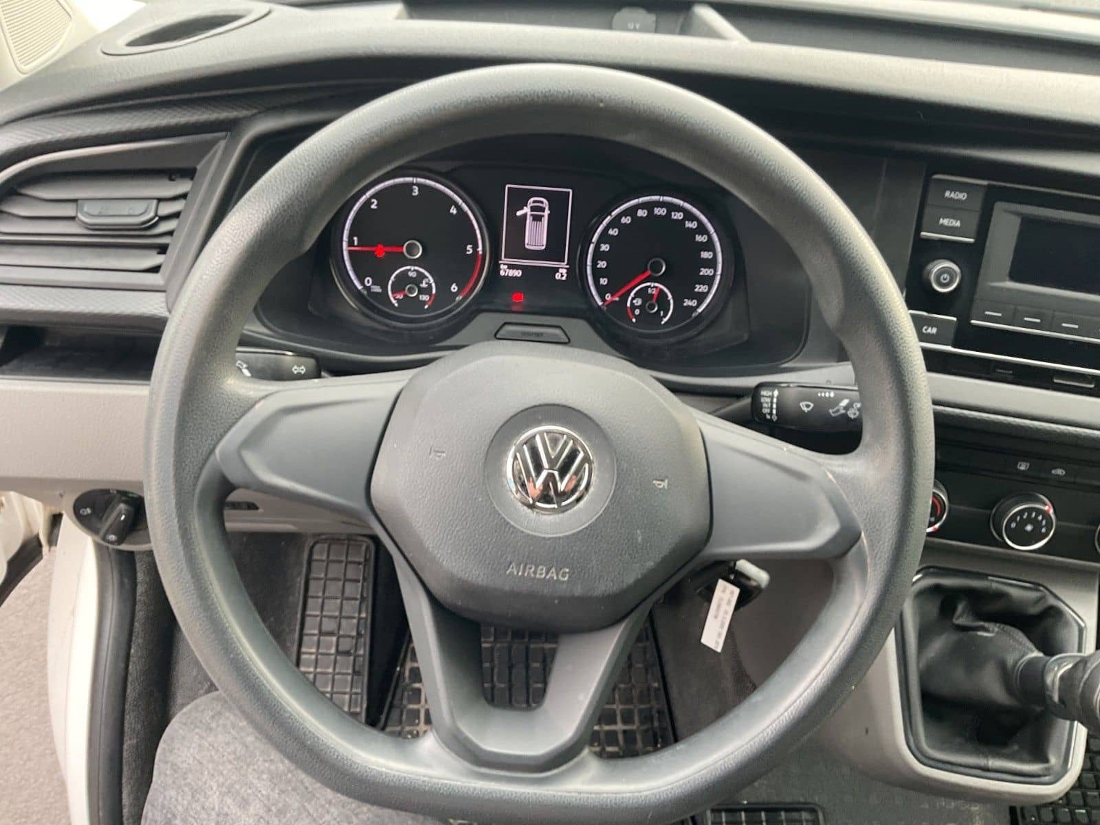 Volkswagen T6.1 Transporter 2.0 TDI AHK 3.sitzer TÜV Neu foto 11