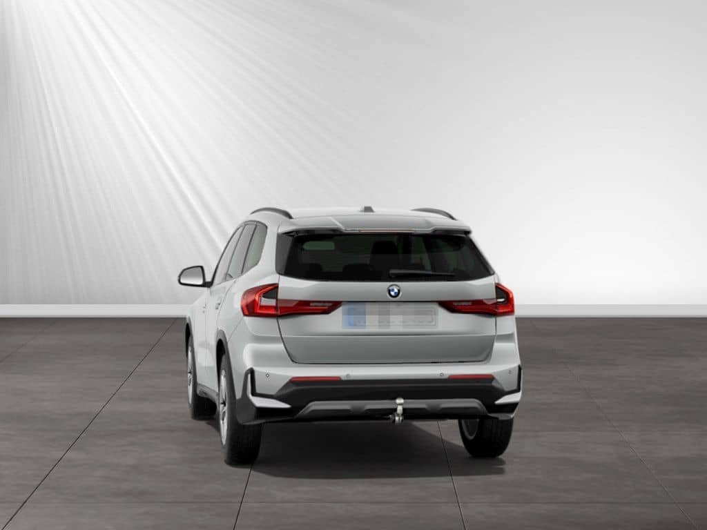 BMW X1 sDrive20i Anhängerk.|ParkingAssistant|17"LMR foto 8