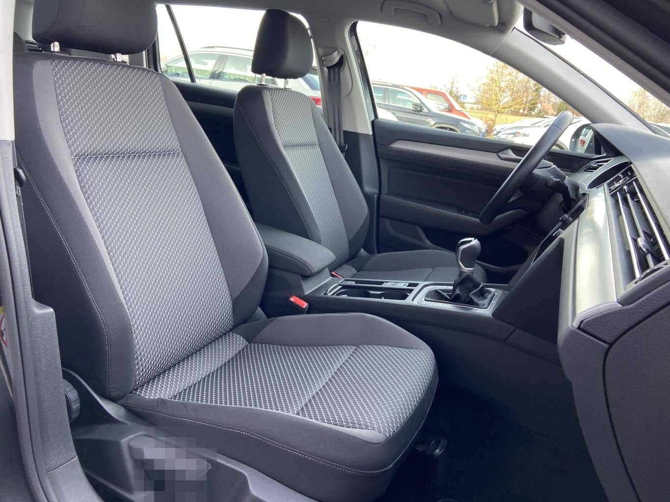 Volkswagen Passat Variant 1.5 TSI APP-CONNECT+KAMERA+LED+NA foto 13