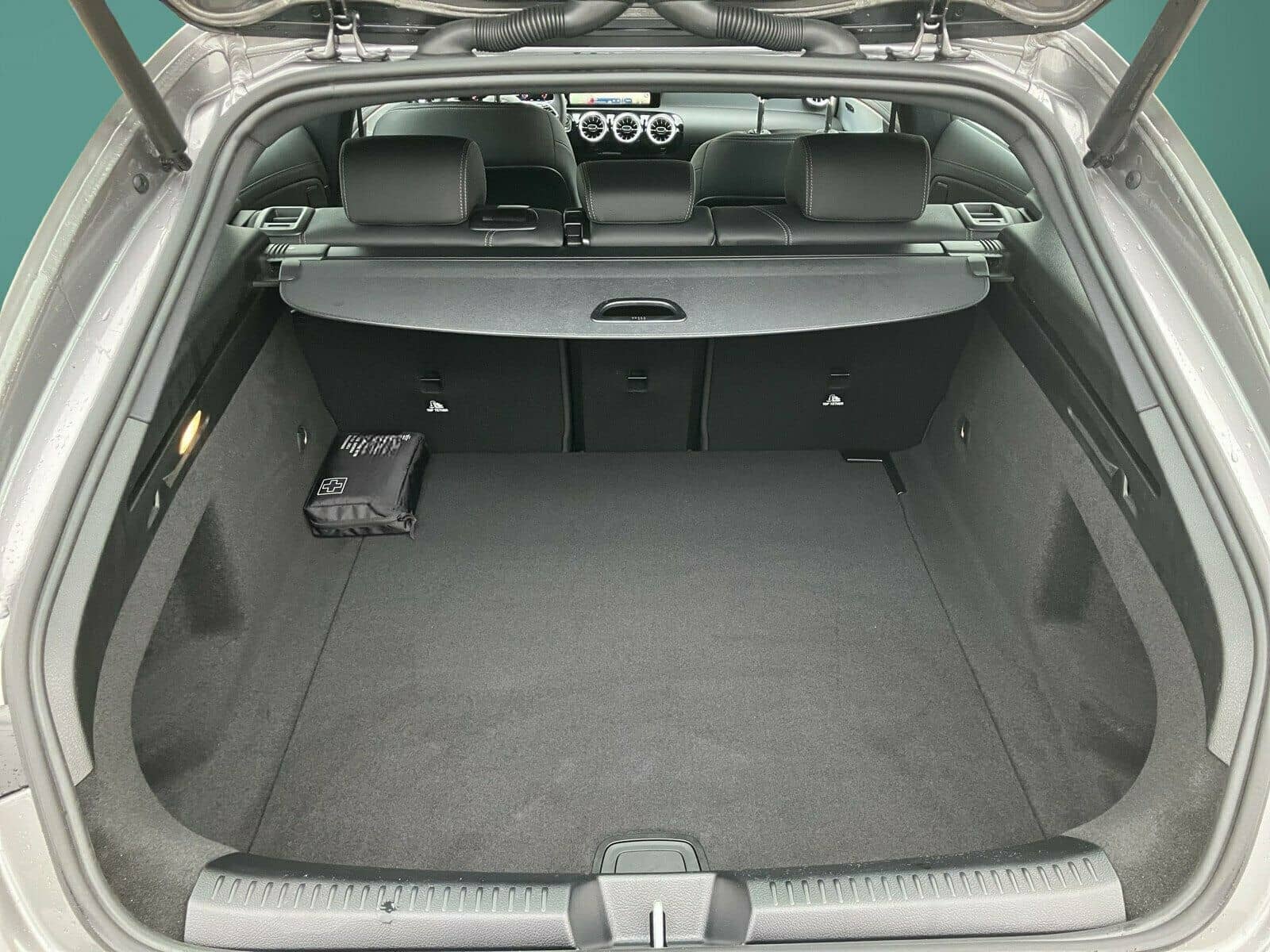 Mercedes-Benz CLA 200 Shooting Brake Progressive/DistronicNavi foto 9