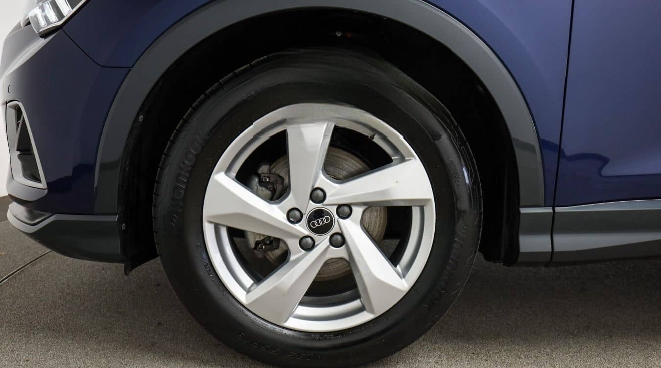 Audi Q3 35 TDI advanced*NAVI-PLUS*LED*KAMERA*AHK*SHZ* foto 7