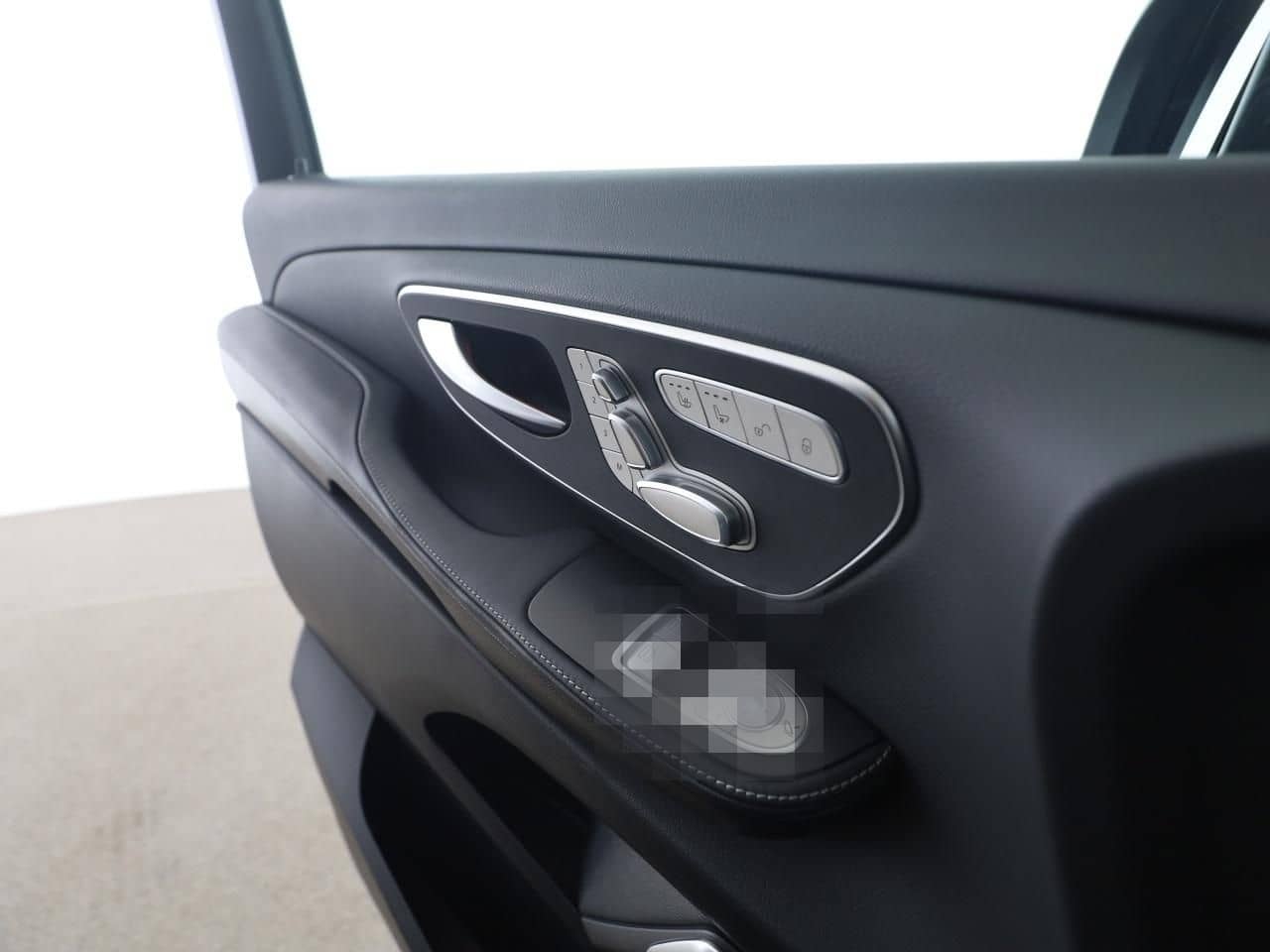 Mercedes-Benz V 300 d Lang 4M Exclusive AMG Pano AHK Distr. foto 13