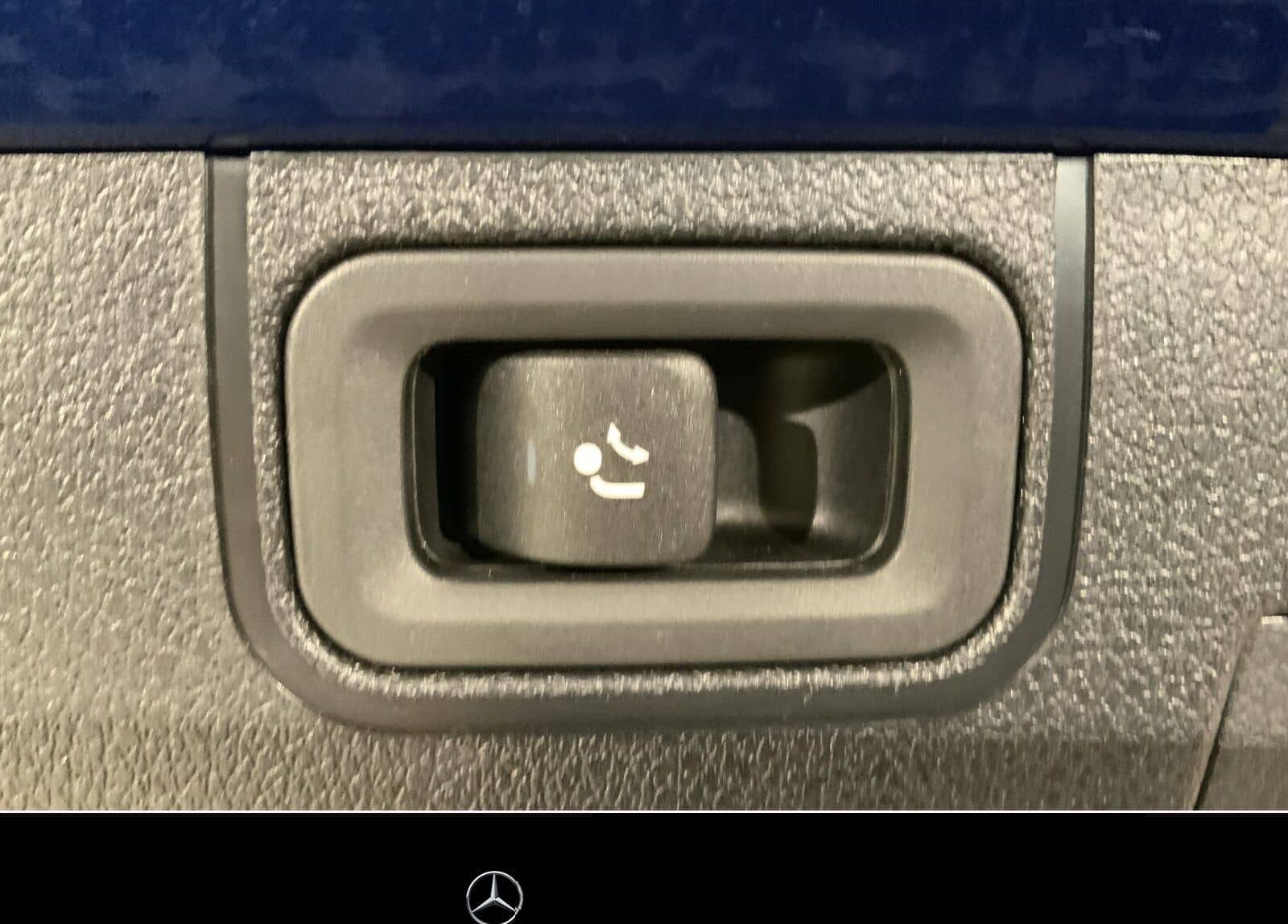 Mercedes-Benz A 250 e Limo AMG-L+AHK+Pano+TotW+LED+NightP+DAB foto 15