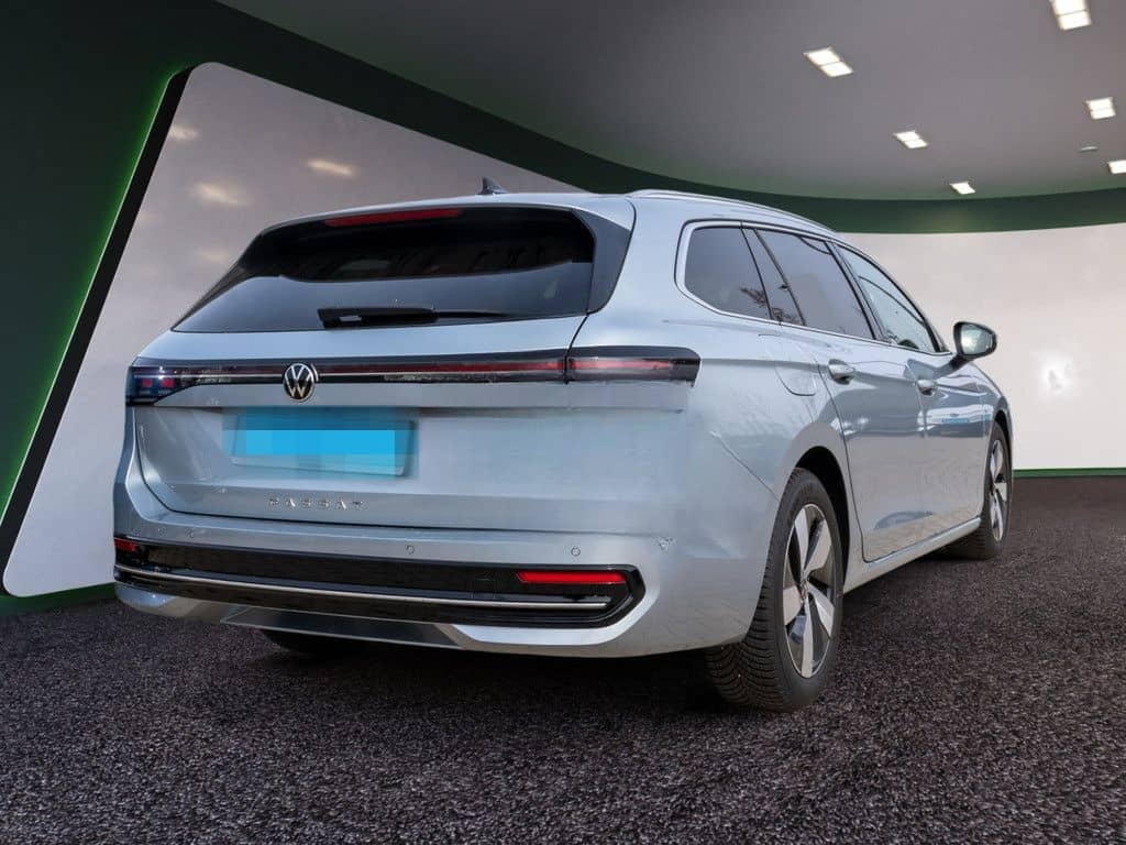 Volkswagen Passat Elegance 2,0 l TDI DSG AHK ACC MATRIX-LED foto 4