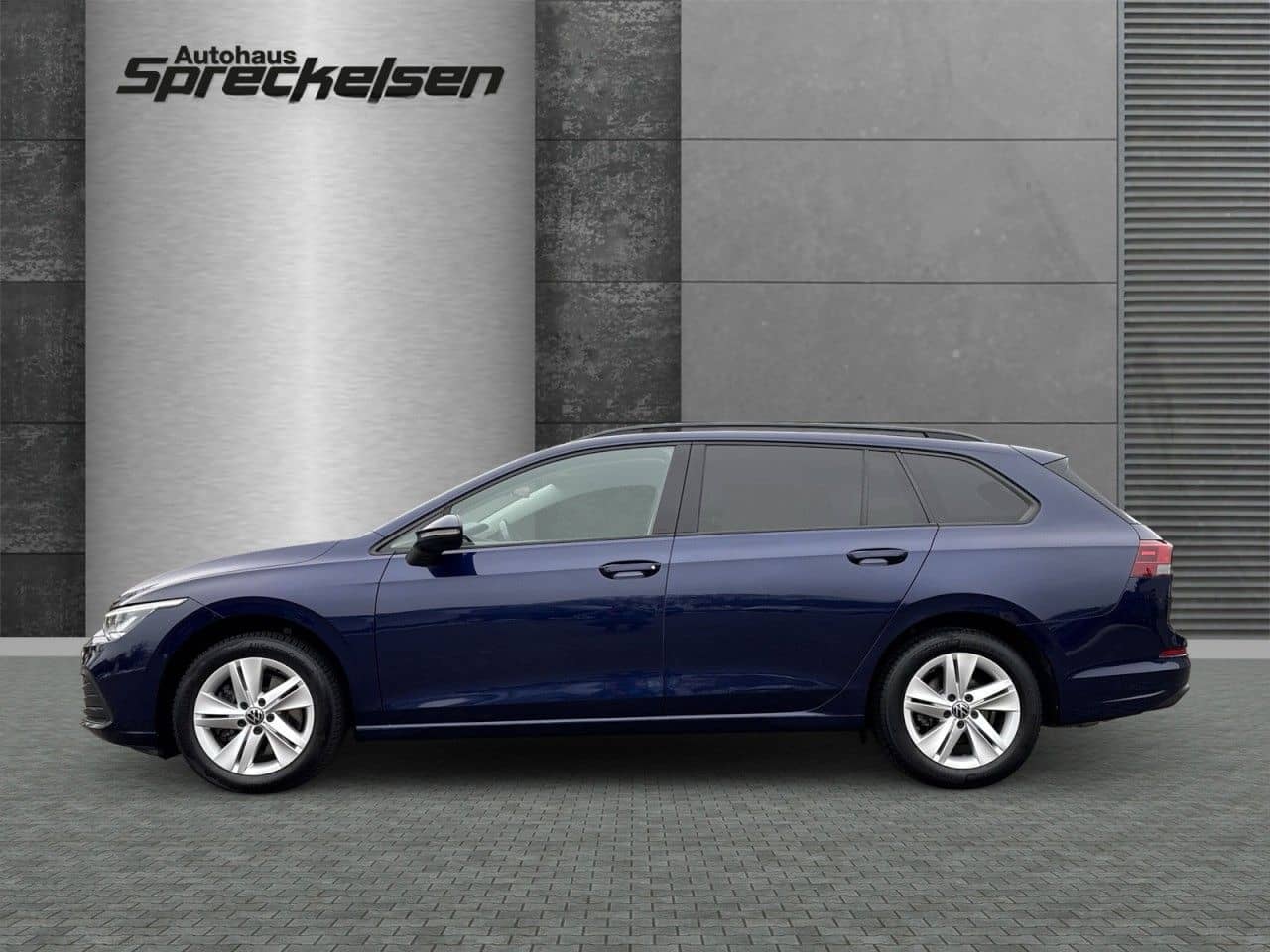 Volkswagen Golf VIII Variant 2.0 TDI Life Automatik Navi+AH foto 2