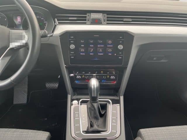 Volkswagen Passat Variant 2.0 TDI DSG  Business Navi,Fronts foto 11