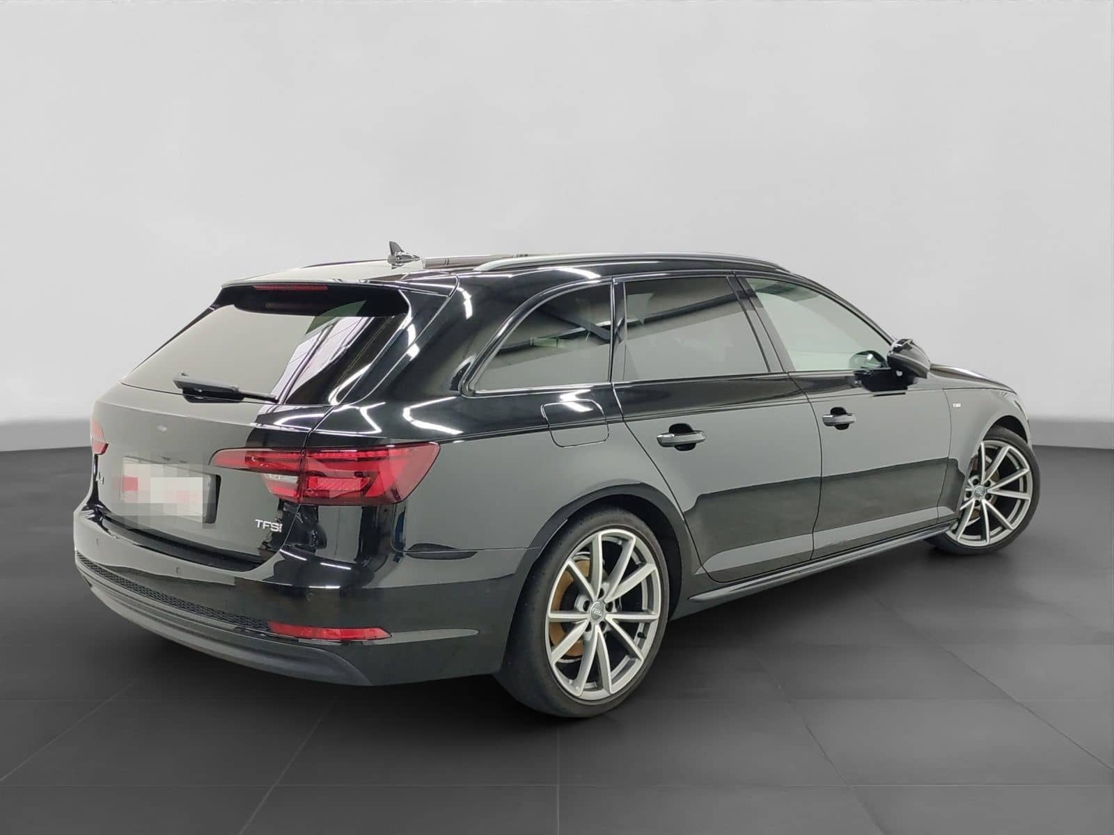 Audi A4 Avant 1.4 TFSI 2xS LINE PANO STHZG LM19 B&O foto 3