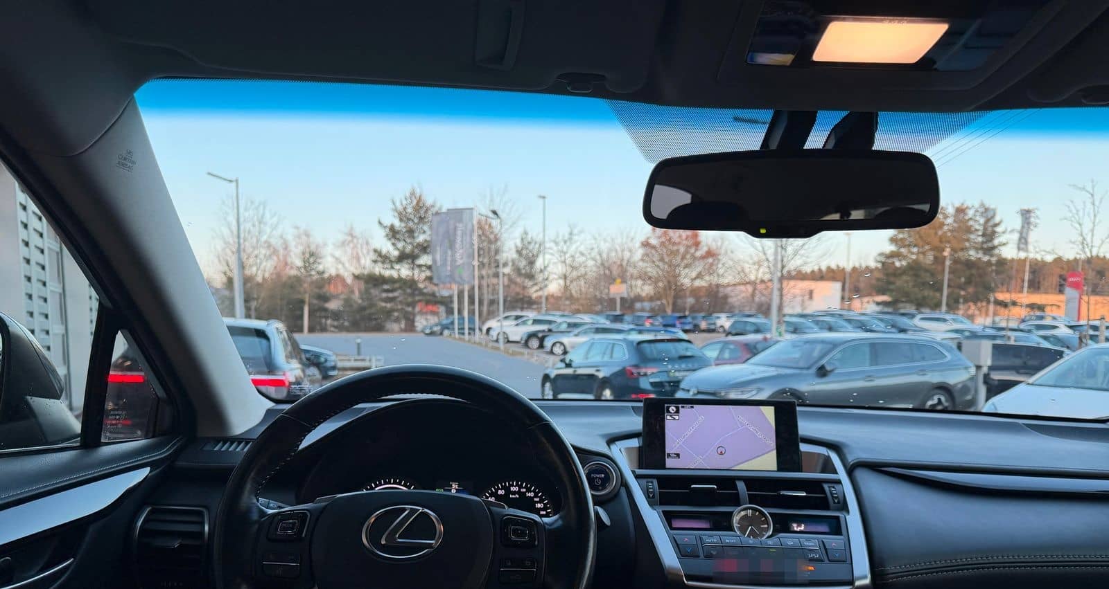 Lexus NX 200 t KAMERA/LED/SHZ foto 14