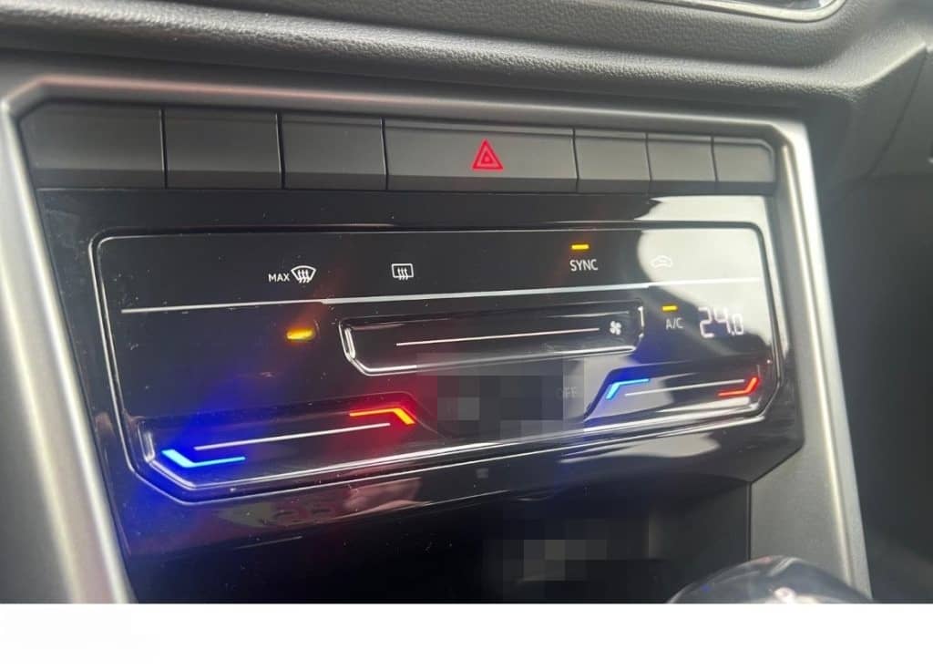 Volkswagen T-Roc 1.5 TSI Life DSG NAVI KAM ACC LED PDC LM foto 15