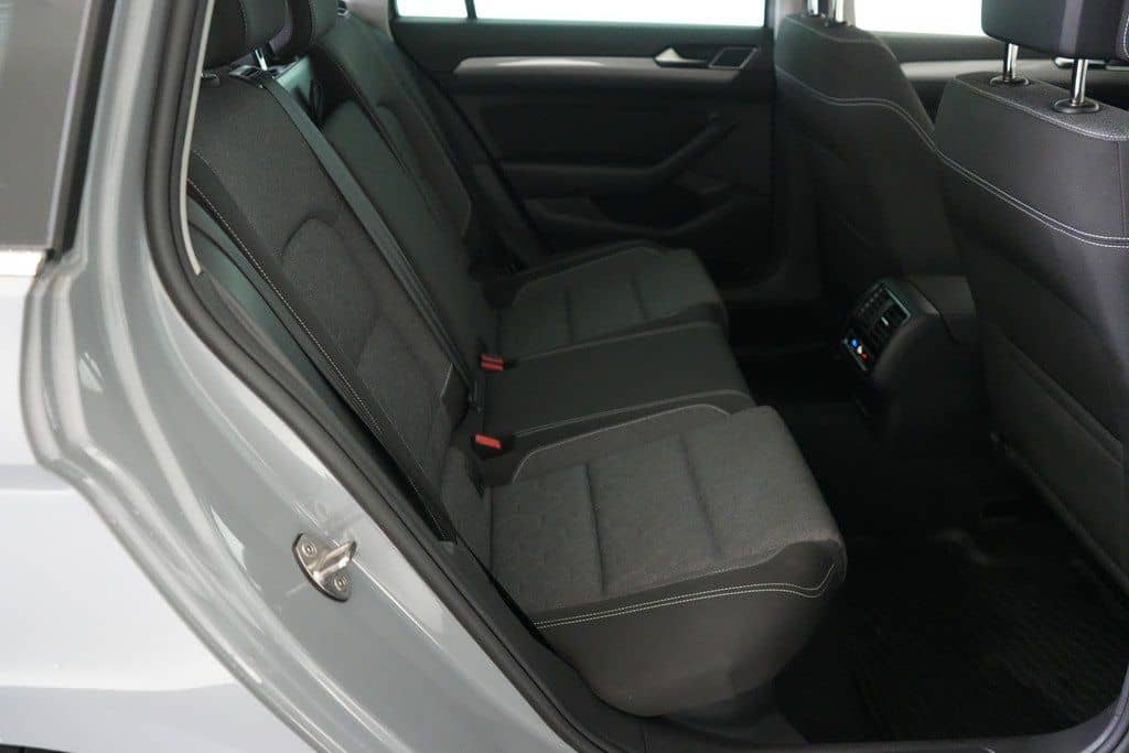 Volkswagen Passat Variant GTE DSG AHK Navi ACC foto 10