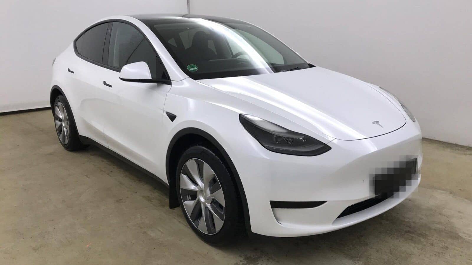 Tesla Model Y Standard Range RWD A.Pilot Pr.Int foto 2