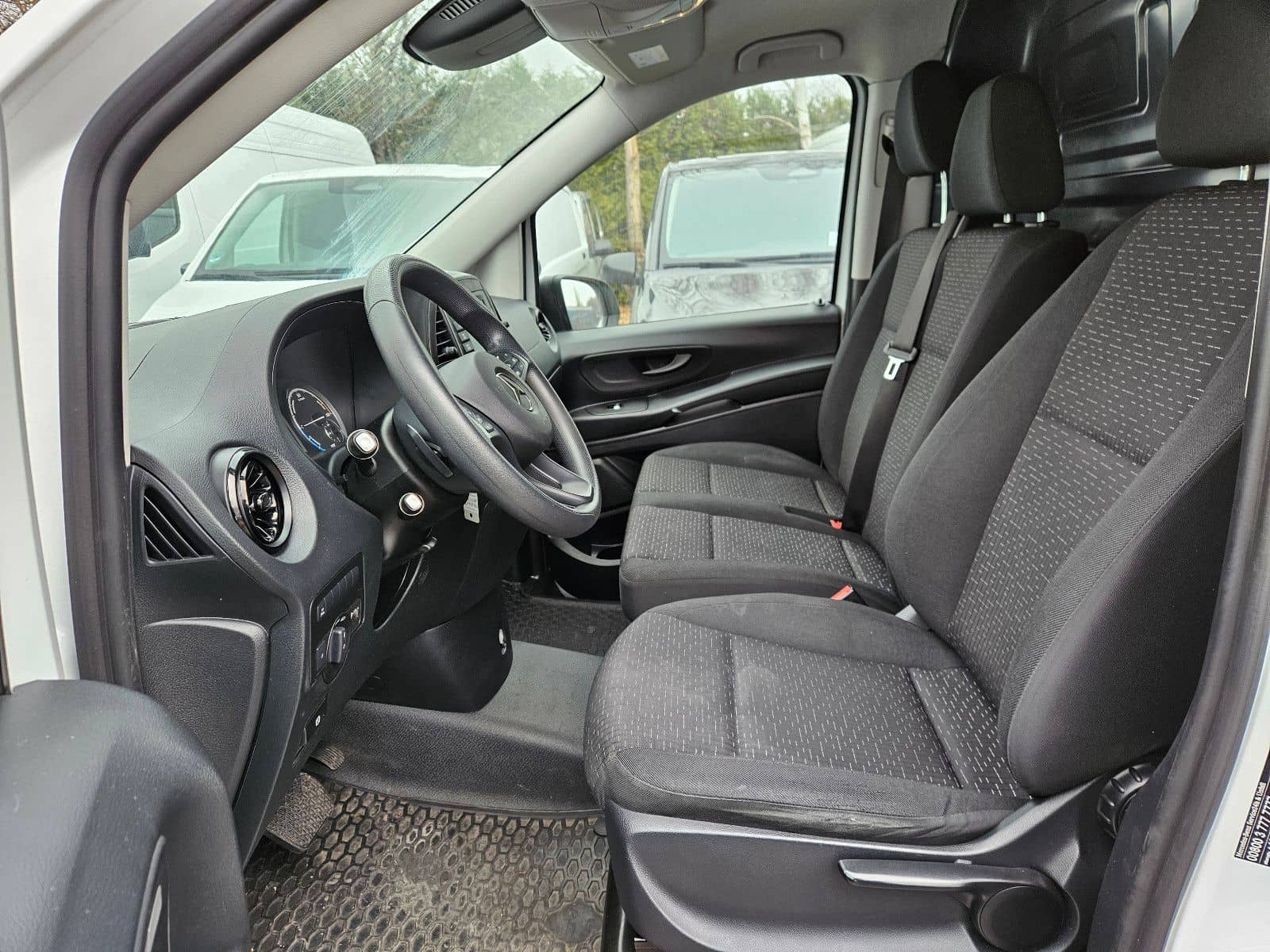 Mercedes-Benz Vito eVito 112 LANG|60 kWh|120 km/h|SH|TÜVneu foto 10