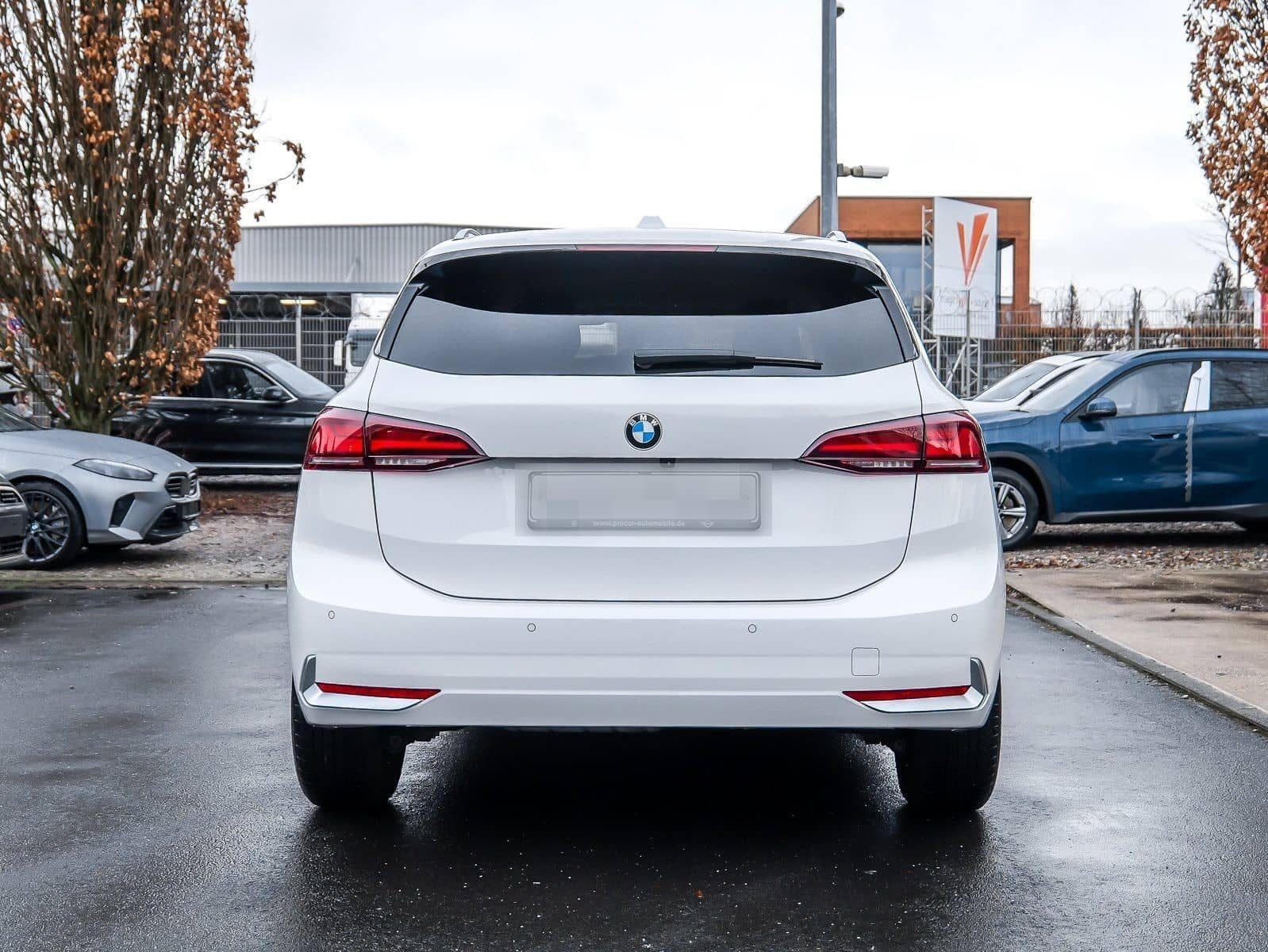 BMW 218d Active Tourer ACC RFK LED Sound Syst. DAB foto 11