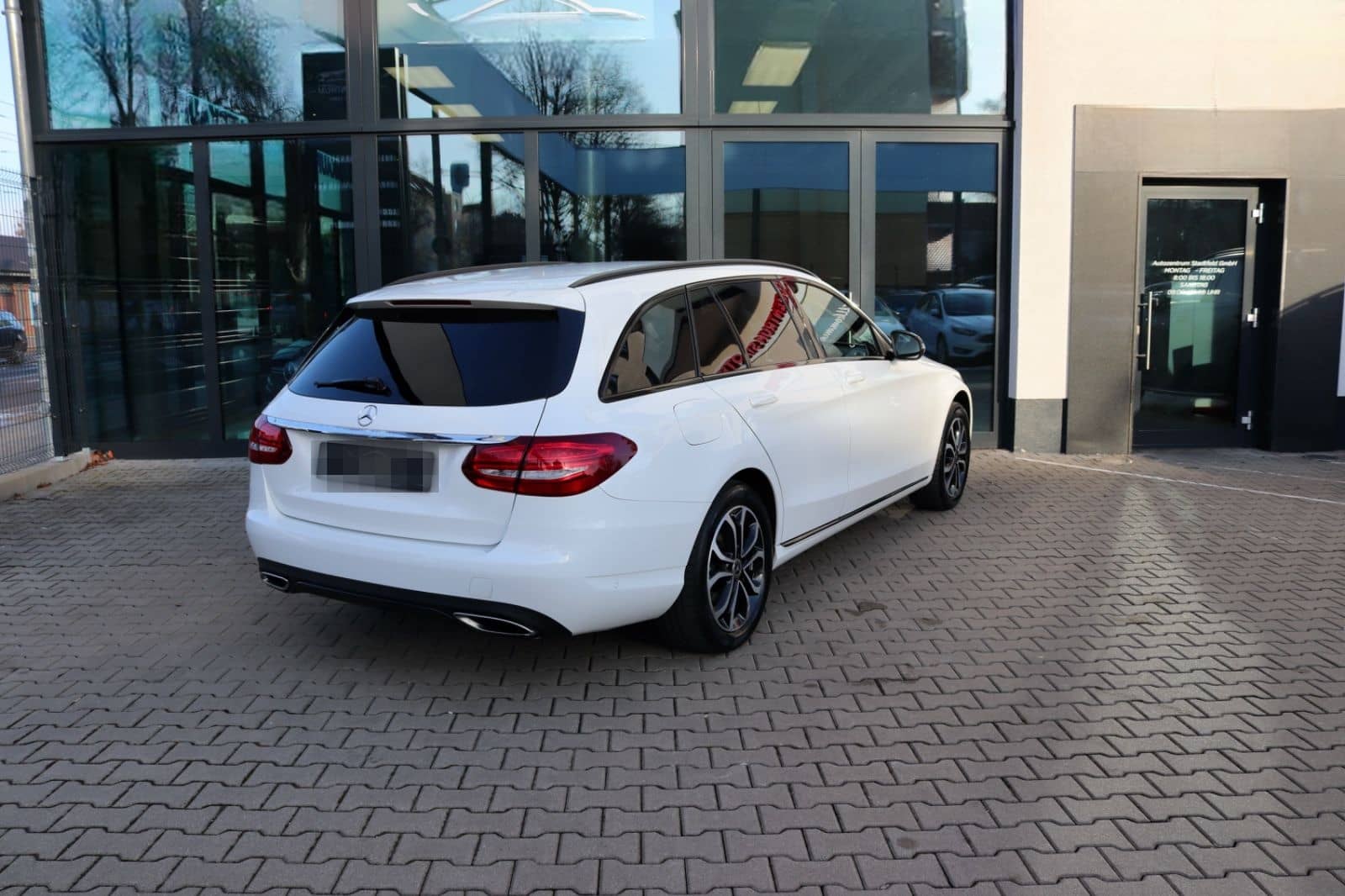 Mercedes-Benz C 200 T-Modell 4Matic Navi Kamera LED Klima foto 9