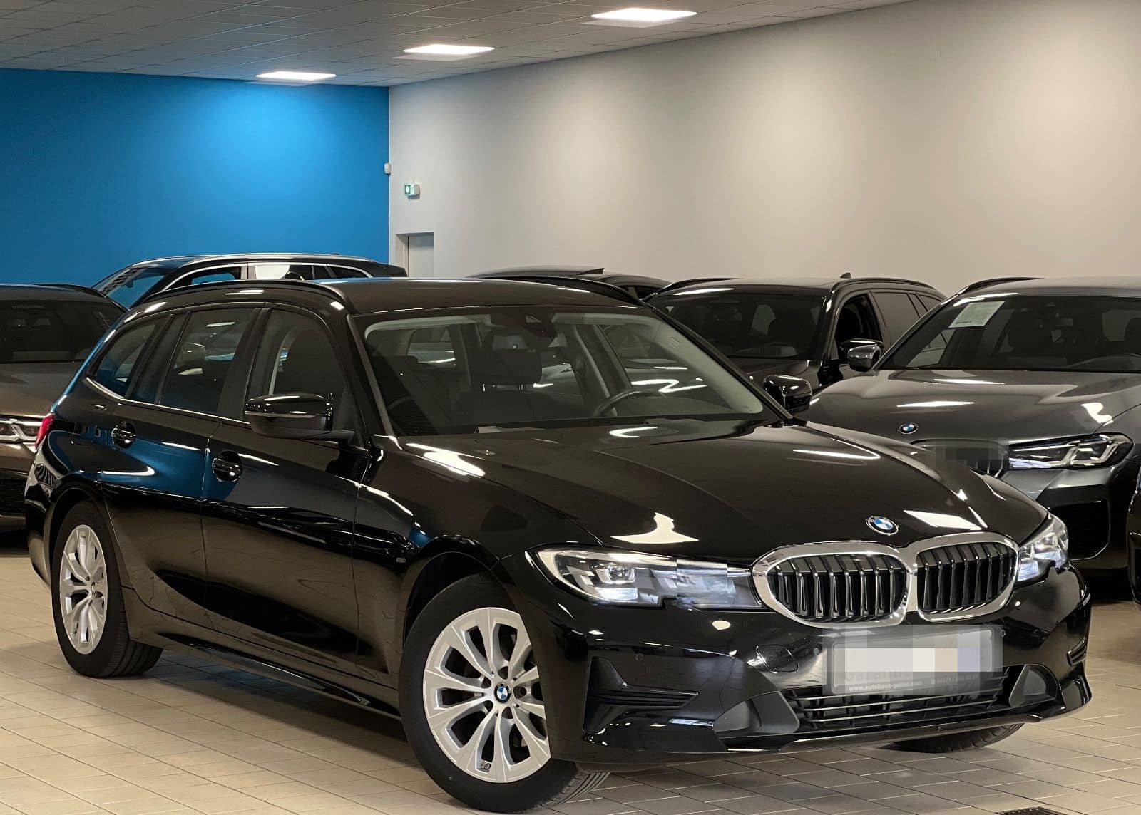 BMW 320d Advantage Aut/AHK/Sitzheizung/Tempomat foto 1