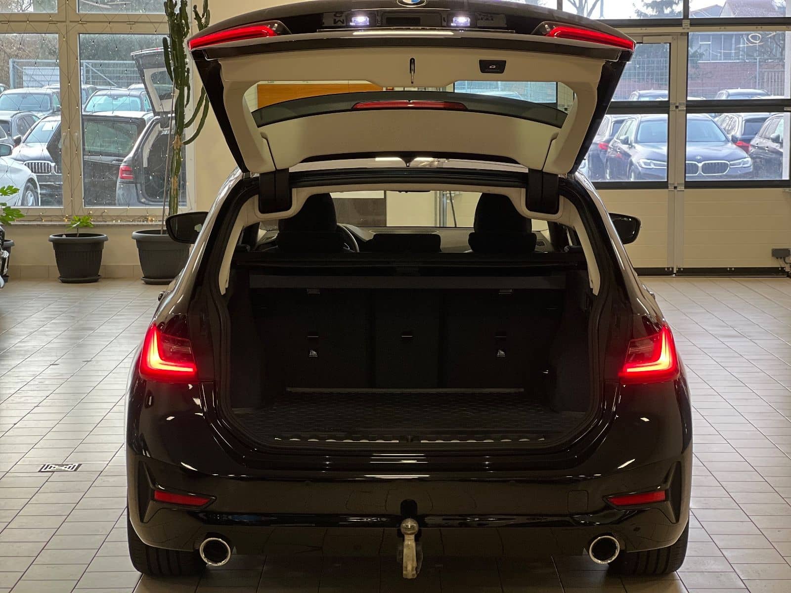 BMW 320d Advantage Aut/AHK/Sitzheizung/Tempomat foto 22