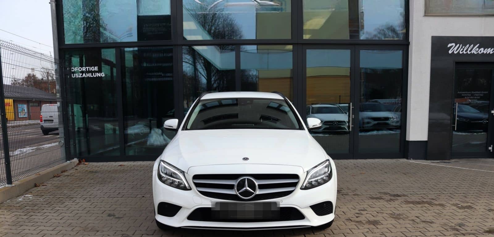 Mercedes-Benz C 180d T-Modell  Business AHK Navi Kamera Klima foto 2