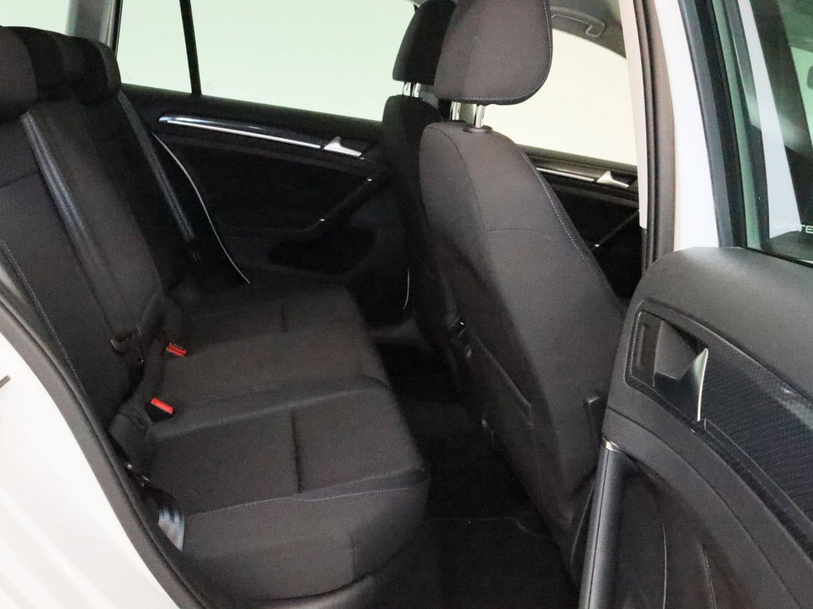 Volkswagen Golf VII 1.5 TSI United AHK ACC NAVI SHZ PDC foto 10