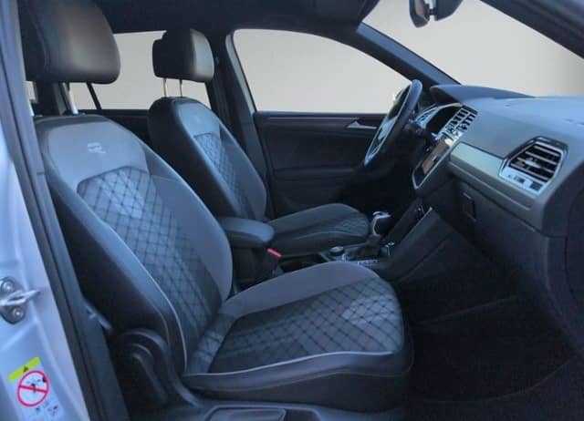 Volkswagen Tiguan 2.0 TDI R-LINE 4MOTION AHK+IQ.LIGHT+eHECK foto 11