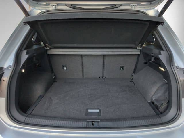 Volkswagen Tiguan 2.0 TDI R-LINE 4MOTION AHK+IQ.LIGHT+eHECK foto 7