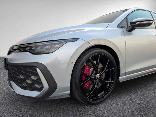 Volkswagen GOLF VIII GTI 2.0 TSI PANO+360°+HEAD-UP+IQ.LIGHT foto 6