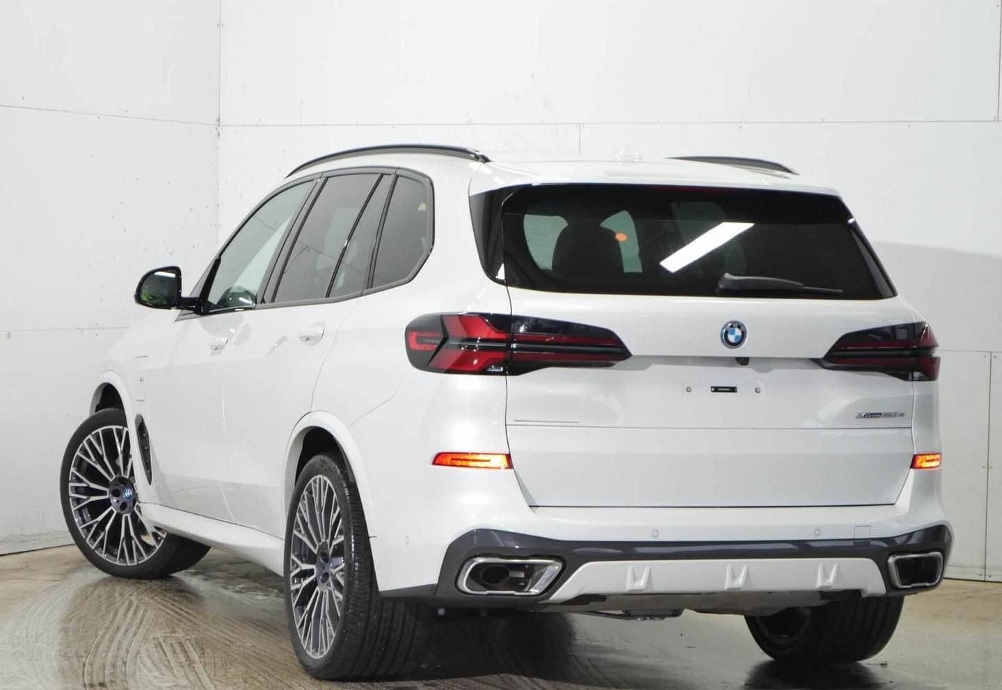 BMW X5 xDrive50e foto 2