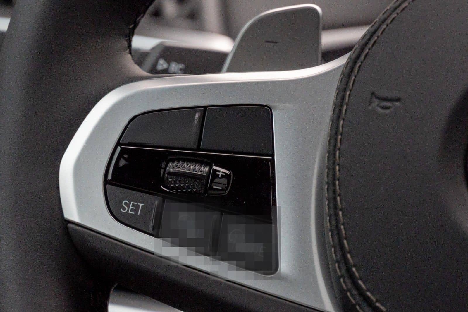 BMW X5 40d M SPORT.LUFTF.PANO.DR.ASS.H/K.360.AHK.22" foto 15