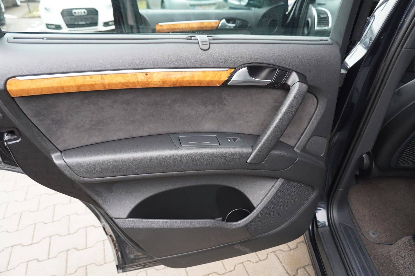 Audi Q7 3.0 TDI quattro*Leder*2.Hand*7-Sitzer* foto 10