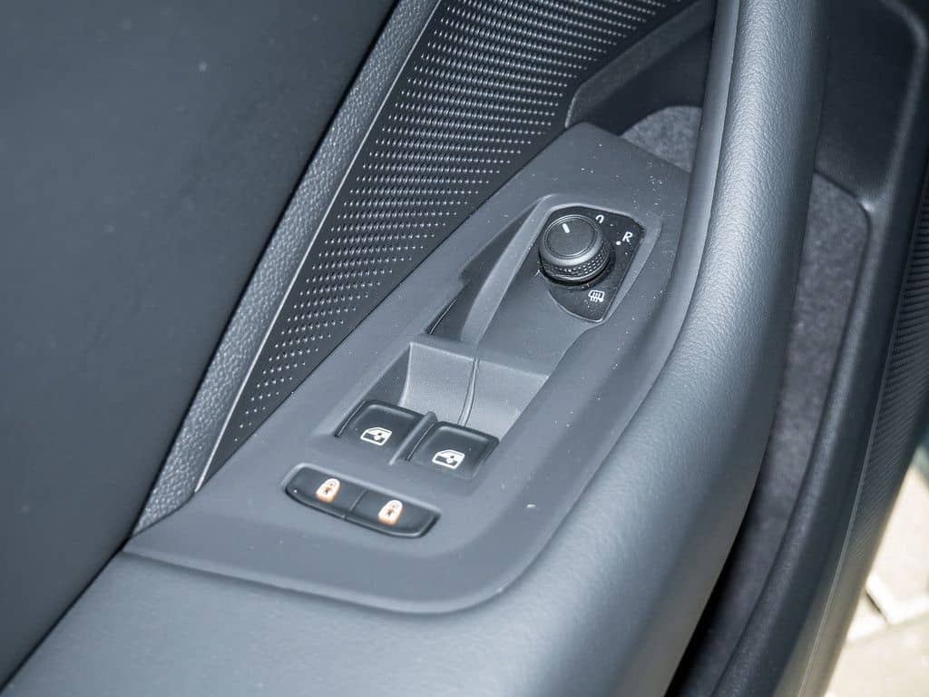 Volkswagen Passat Business 2,0 l TDI DSG AHK ACC LED 360° foto 20