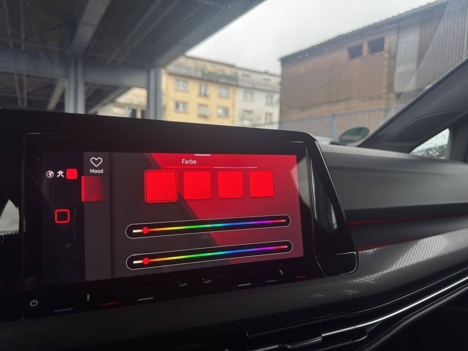 Volkswagen Golf VIII GTI CLUBSPORT 2.0 TSI DSG LED PLUS DCC foto 21