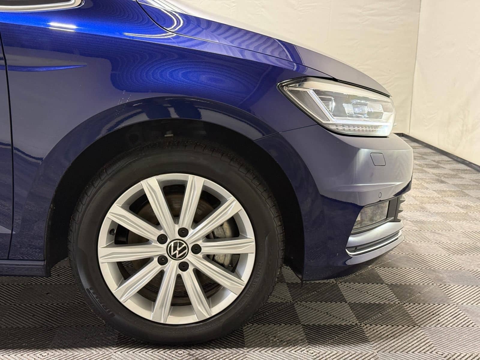 Volkswagen Touran Highline 2.0 TDI DSG | 7-SITZ LED ACC NAV foto 18