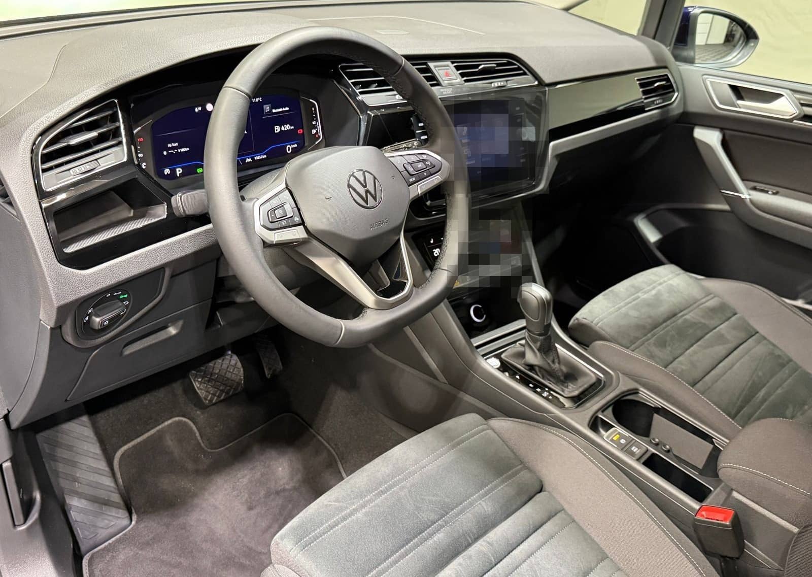 Volkswagen Touran Highline 2.0 TDI DSG | 7-SITZ LED ACC NAV foto 19