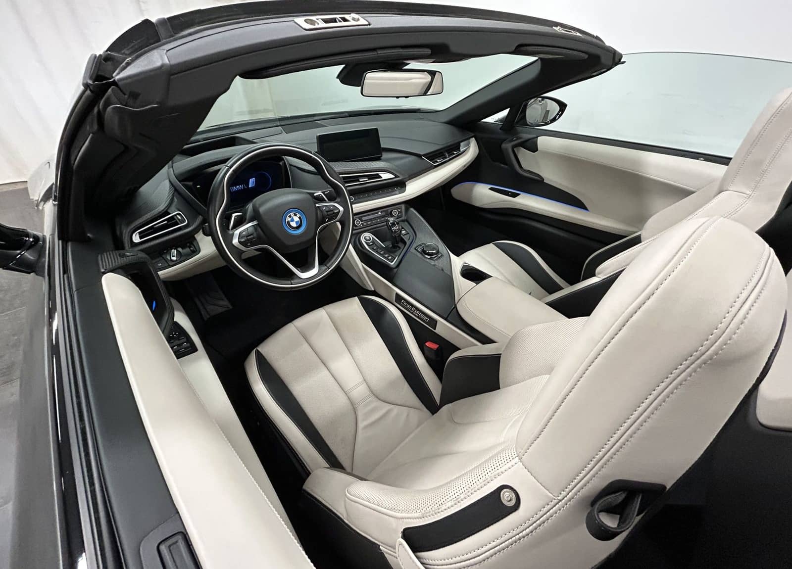 BMW i8 Roadster First Edition 1 of 200 Harman/Kardon foto 17