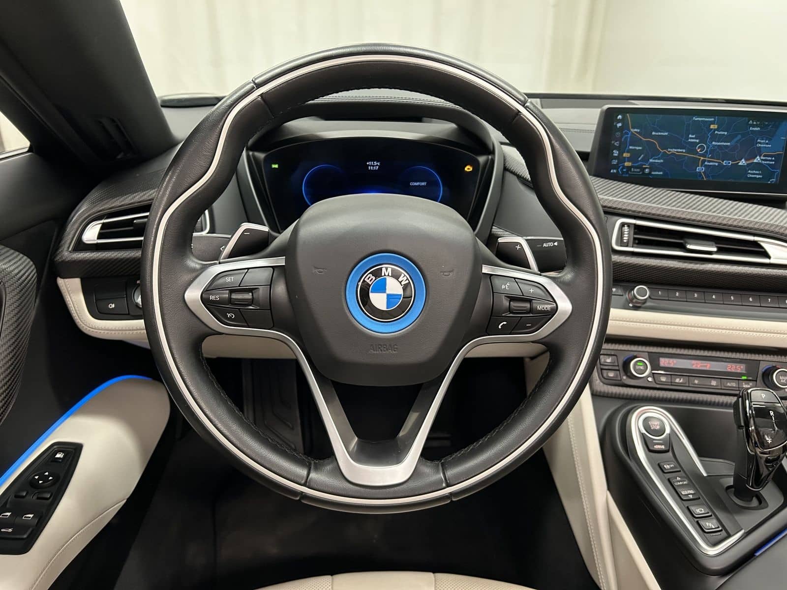 BMW i8 Roadster First Edition 1 of 200 Harman/Kardon foto 18