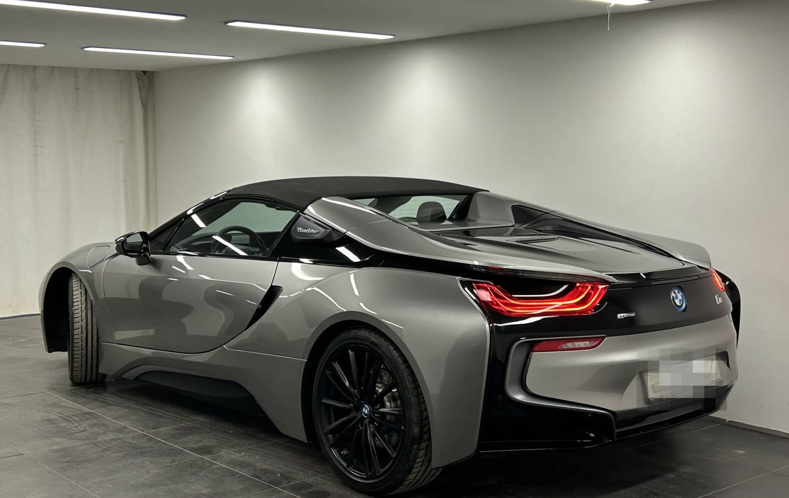 BMW i8 Roadster First Edition 1 of 200 Harman/Kardon foto 3