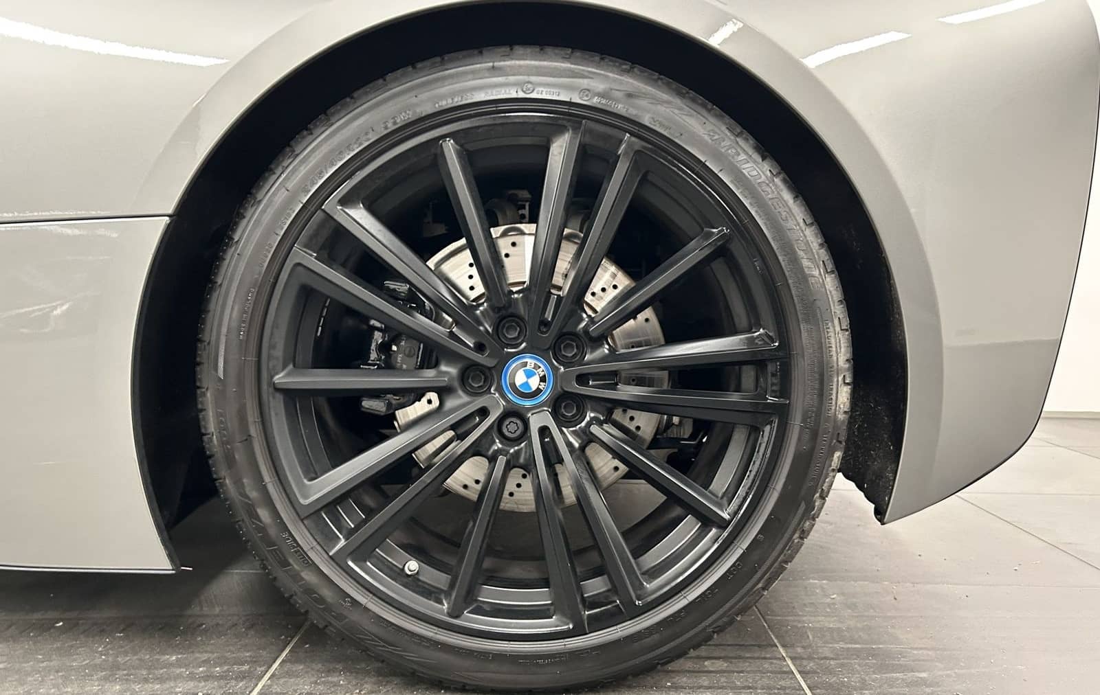 BMW i8 Roadster First Edition 1 of 200 Harman/Kardon foto 6