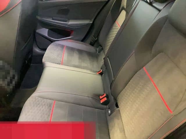 Volkswagen Golf 8 GTI 2.0 TSI DSG Clubsport MATRIX PANO HuD foto 14